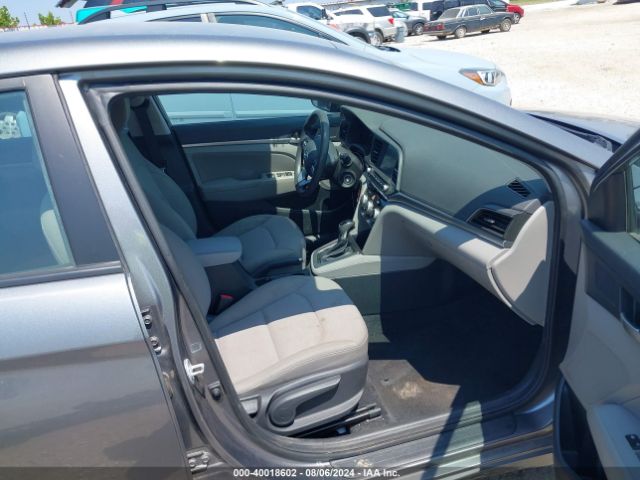 Photo 4 VIN: 5NPD84LF1KH484297 - HYUNDAI ELANTRA 