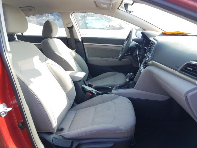 Photo 4 VIN: 5NPD84LF1KH484882 - HYUNDAI ELANTRA SE 