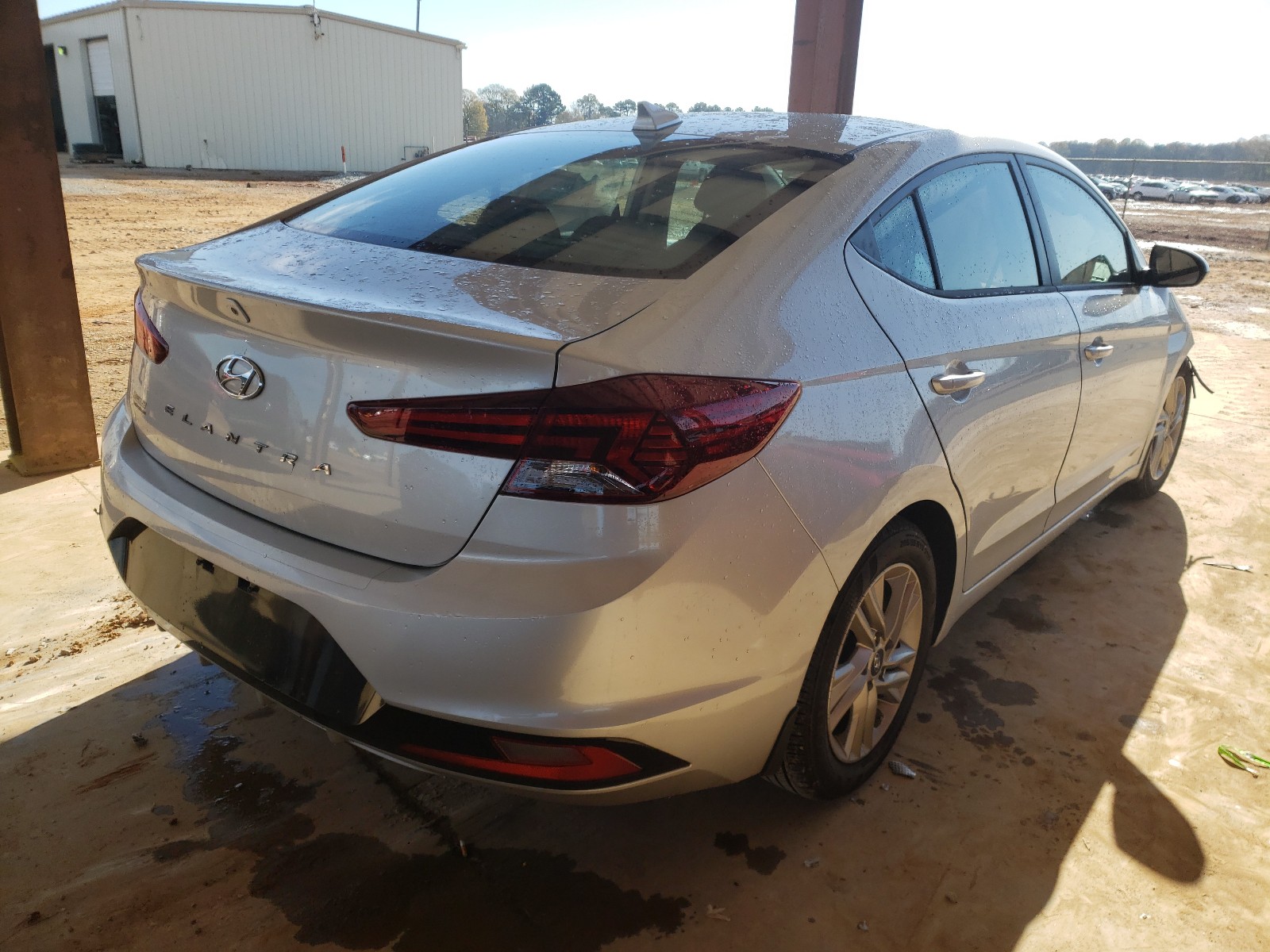 Photo 3 VIN: 5NPD84LF1LH510625 - HYUNDAI ELANTRA SE 