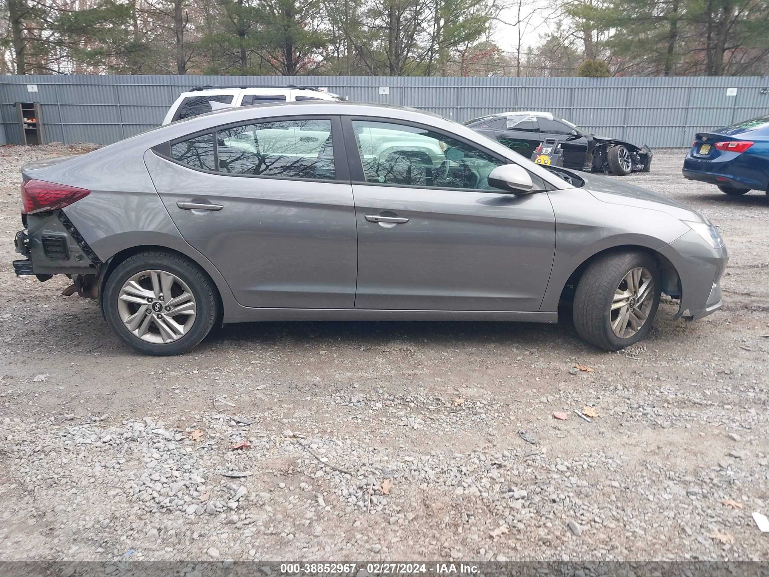 Photo 12 VIN: 5NPD84LF1LH520748 - HYUNDAI ELANTRA 