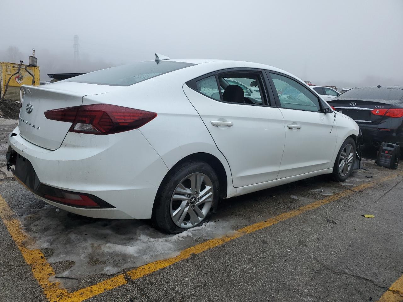 Photo 2 VIN: 5NPD84LF1LH614967 - HYUNDAI ELANTRA 