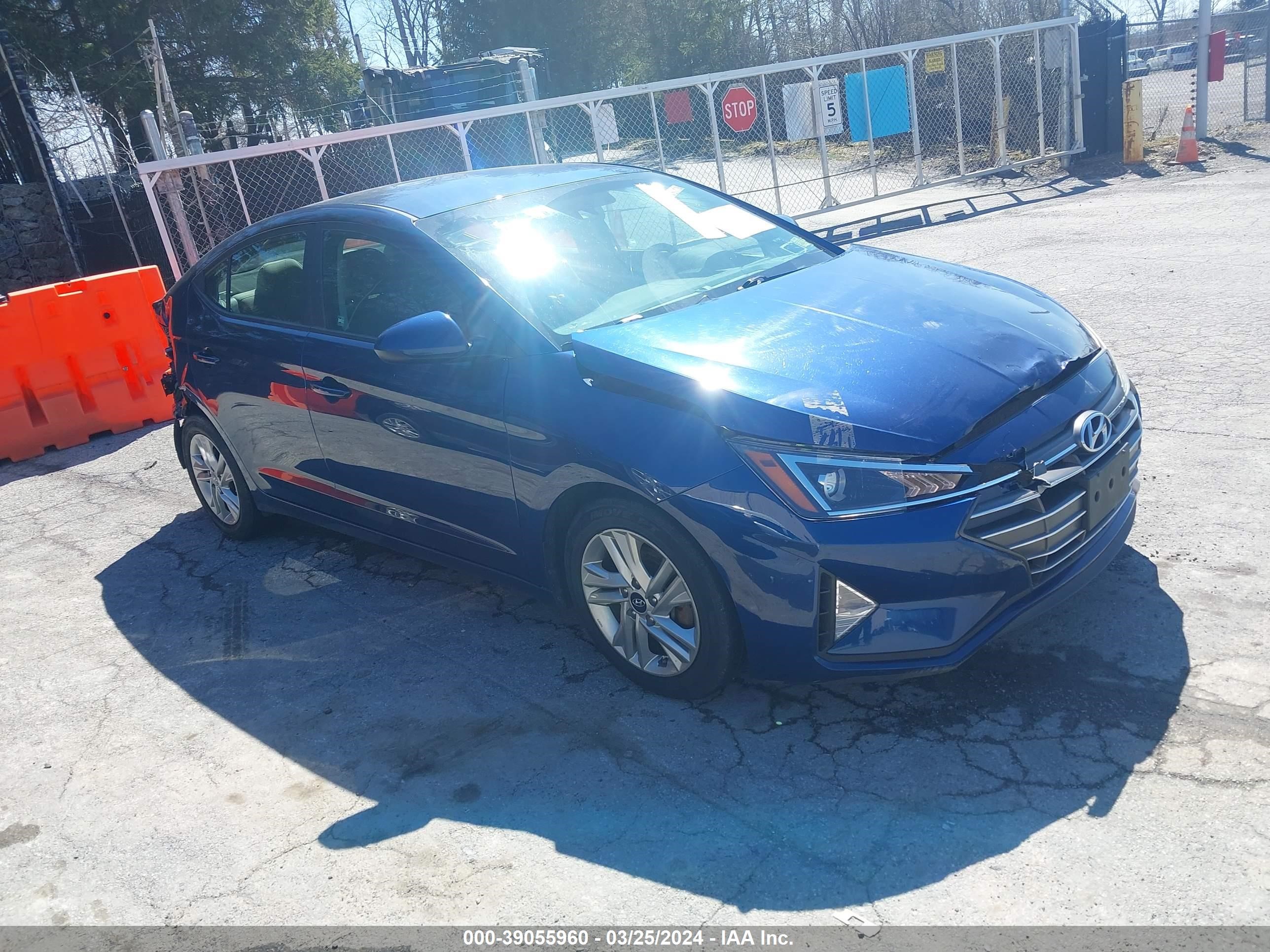 Photo 1 VIN: 5NPD84LF1LH631090 - HYUNDAI ELANTRA 