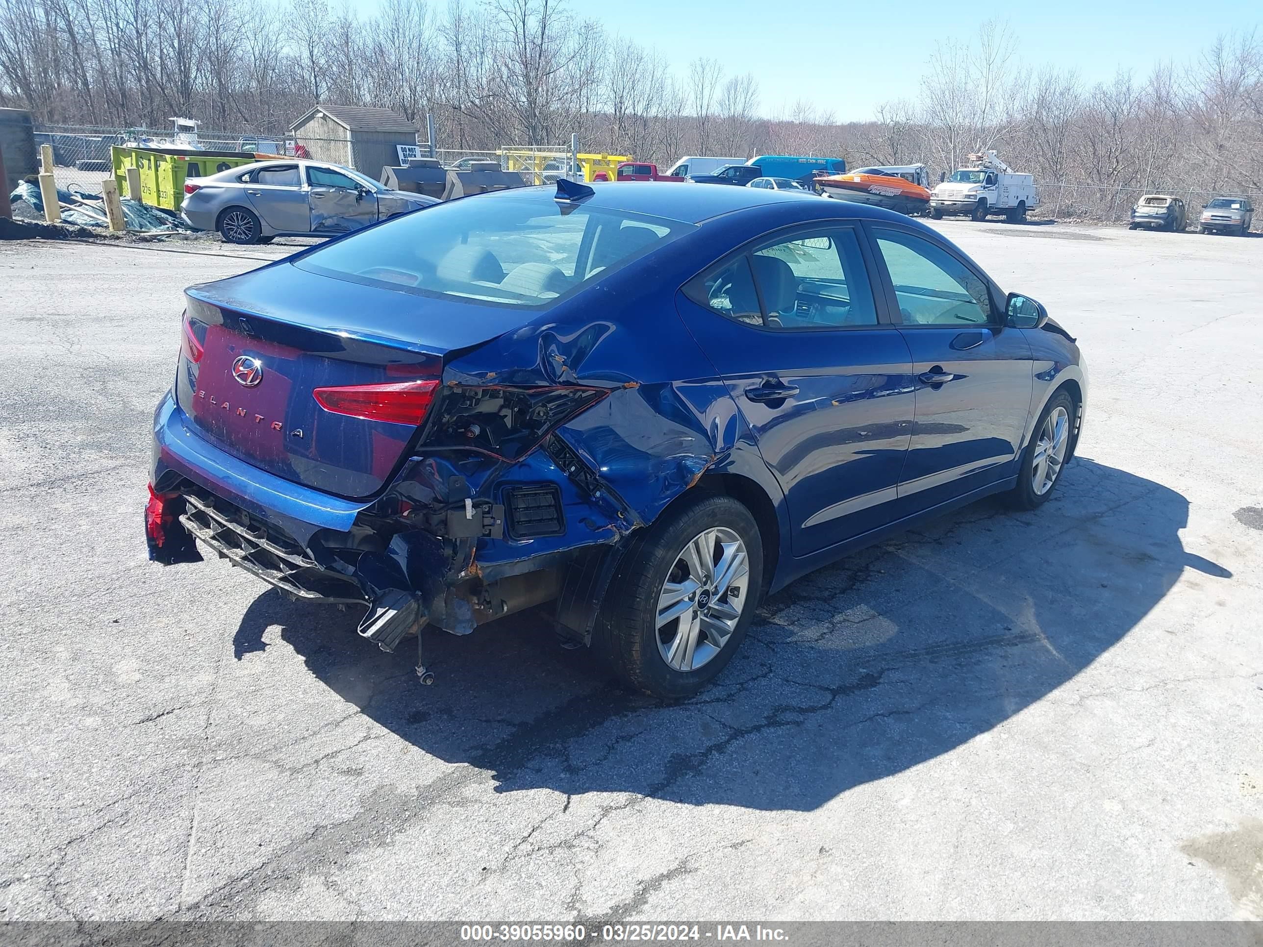 Photo 4 VIN: 5NPD84LF1LH631090 - HYUNDAI ELANTRA 