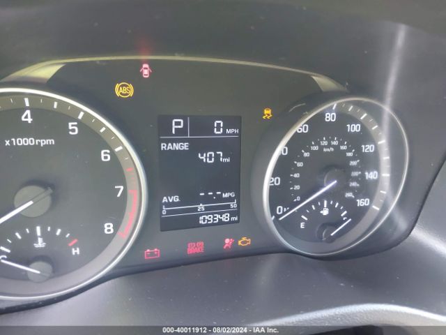 Photo 6 VIN: 5NPD84LF2HH010982 - HYUNDAI ELANTRA 