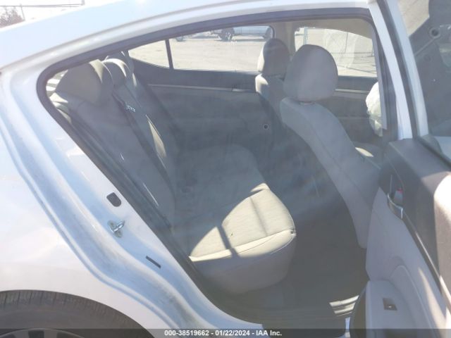 Photo 7 VIN: 5NPD84LF2HH013493 - HYUNDAI ELANTRA 