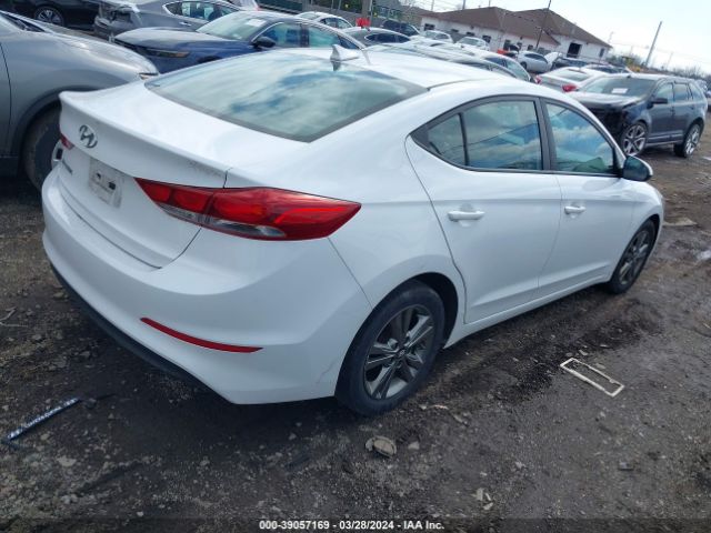 Photo 3 VIN: 5NPD84LF2HH018516 - HYUNDAI ELANTRA 