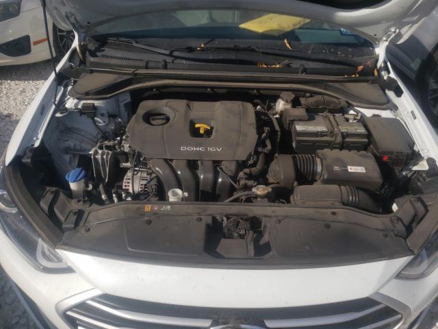 Photo 6 VIN: 5NPD84LF2HH019536 - HYUNDAI ELANTRA SE 