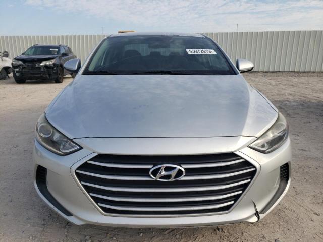 Photo 4 VIN: 5NPD84LF2HH025188 - HYUNDAI ELANTRA SE 