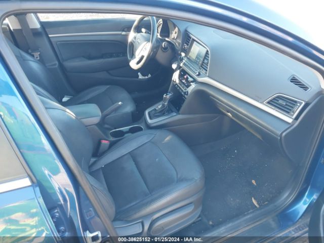 Photo 4 VIN: 5NPD84LF2HH025952 - HYUNDAI ELANTRA 