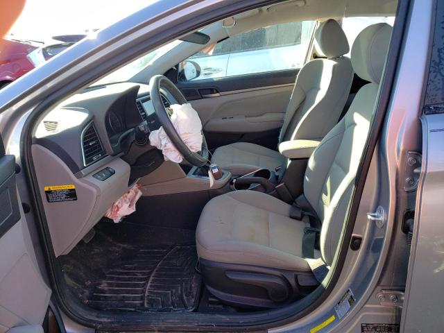 Photo 4 VIN: 5NPD84LF2HH028012 - HYUNDAI ELANTRA SE 