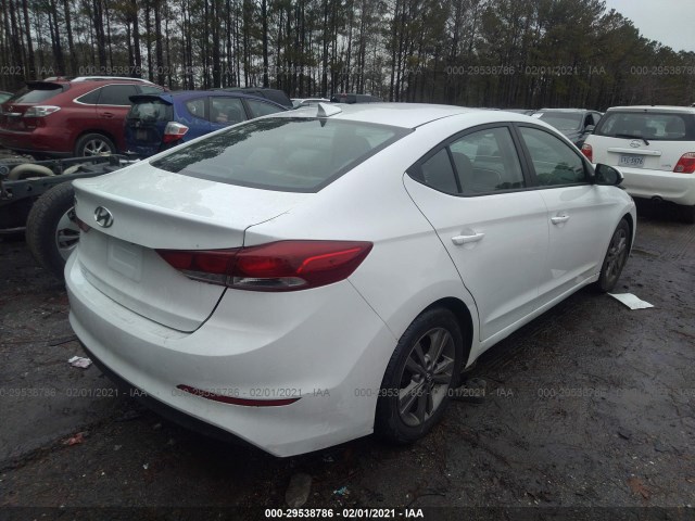 Photo 3 VIN: 5NPD84LF2HH031332 - HYUNDAI ELANTRA 