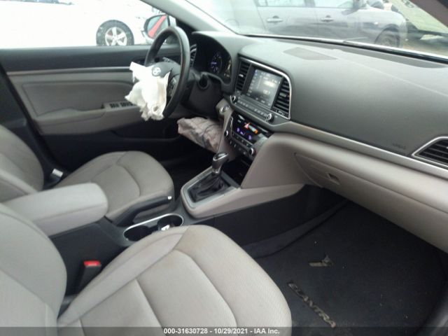 Photo 4 VIN: 5NPD84LF2HH033131 - HYUNDAI ELANTRA 