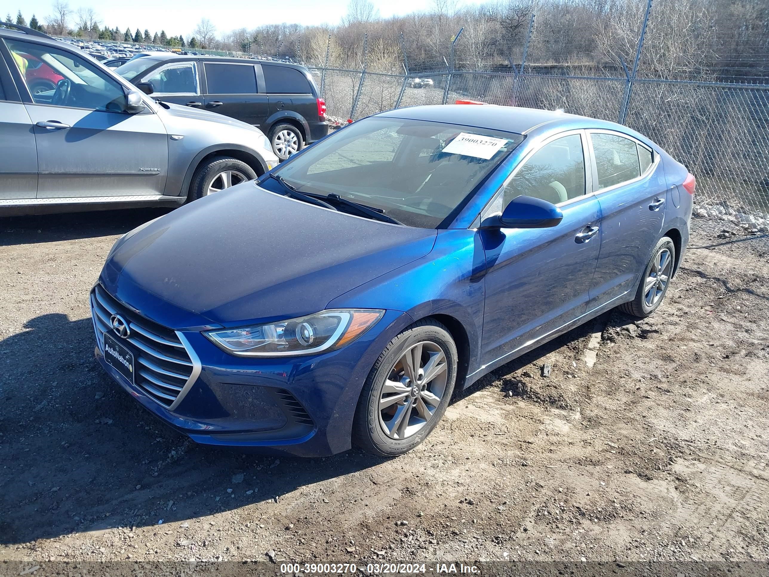 Photo 1 VIN: 5NPD84LF2HH040063 - HYUNDAI ELANTRA 