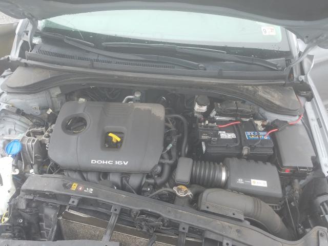 Photo 6 VIN: 5NPD84LF2HH042105 - HYUNDAI ELANTRA SE 