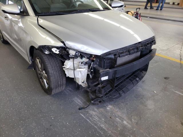 Photo 8 VIN: 5NPD84LF2HH048616 - HYUNDAI ELANTRA SE 