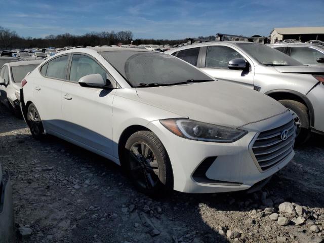 Photo 3 VIN: 5NPD84LF2HH055646 - HYUNDAI ELANTRA 