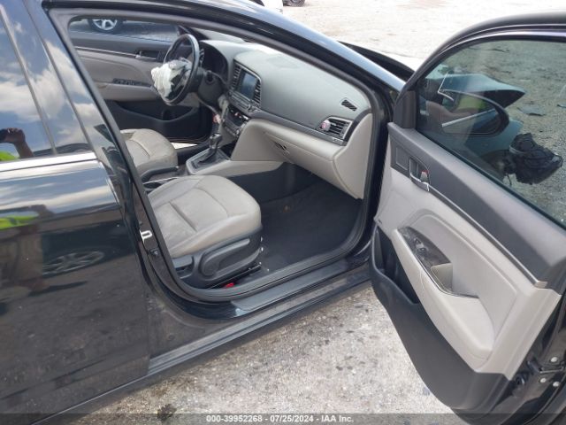 Photo 4 VIN: 5NPD84LF2HH060197 - HYUNDAI ELANTRA 