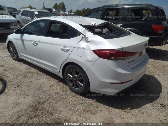 Photo 2 VIN: 5NPD84LF2HH060670 - HYUNDAI ELANTRA 