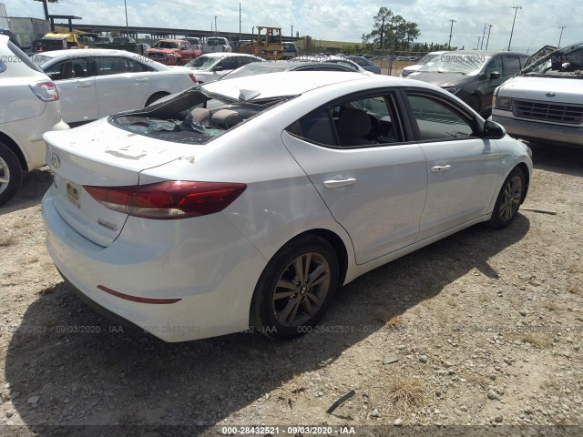 Photo 3 VIN: 5NPD84LF2HH060670 - HYUNDAI ELANTRA 