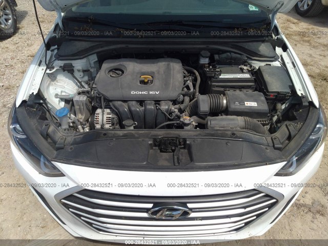 Photo 9 VIN: 5NPD84LF2HH060670 - HYUNDAI ELANTRA 