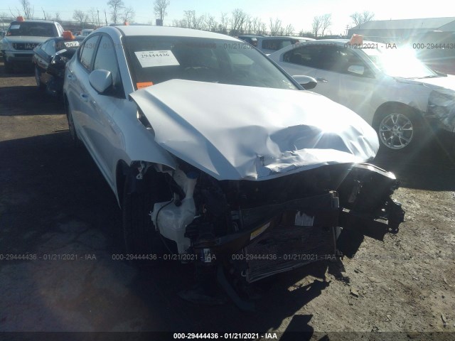 Photo 0 VIN: 5NPD84LF2HH069384 - HYUNDAI ELANTRA 