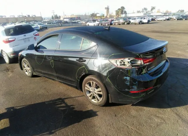 Photo 2 VIN: 5NPD84LF2HH082927 - HYUNDAI ELANTRA 