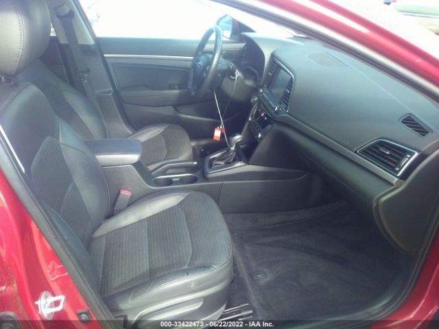 Photo 4 VIN: 5NPD84LF2HH083642 - HYUNDAI ELANTRA 