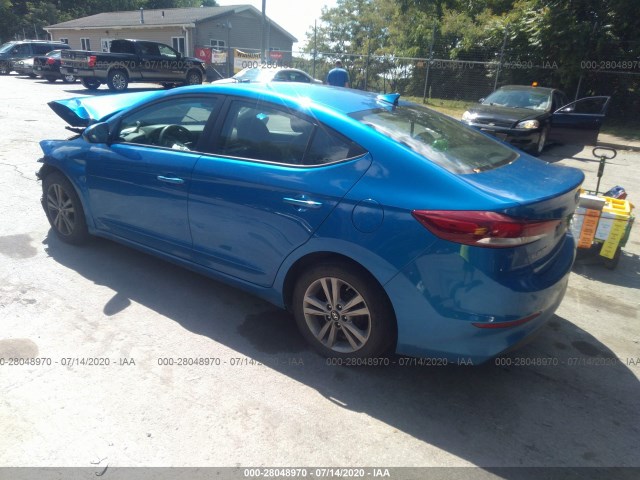 Photo 2 VIN: 5NPD84LF2HH104649 - HYUNDAI ELANTRA 