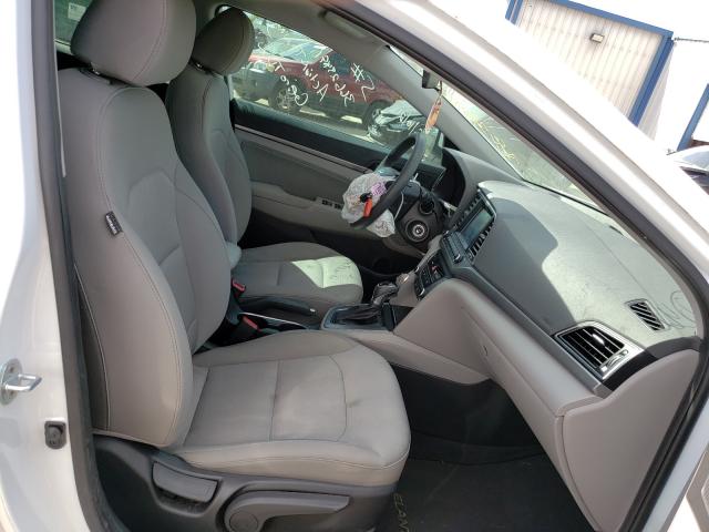 Photo 4 VIN: 5NPD84LF2HH106708 - HYUNDAI ELANTRA SE 