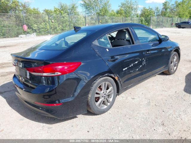 Photo 3 VIN: 5NPD84LF2HH121872 - HYUNDAI ELANTRA 