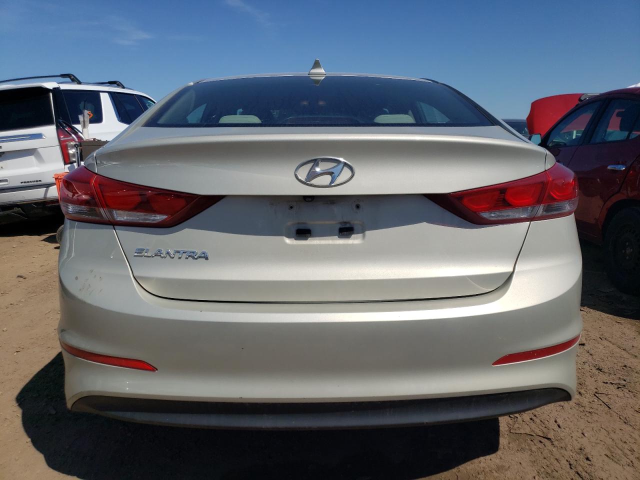 Photo 5 VIN: 5NPD84LF2HH123234 - HYUNDAI ELANTRA 