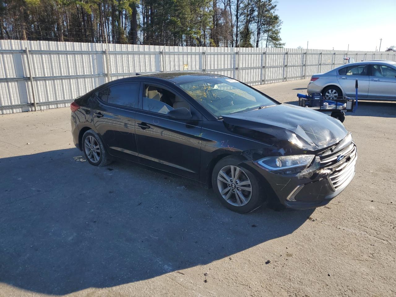 Photo 3 VIN: 5NPD84LF2HH134122 - HYUNDAI ELANTRA 