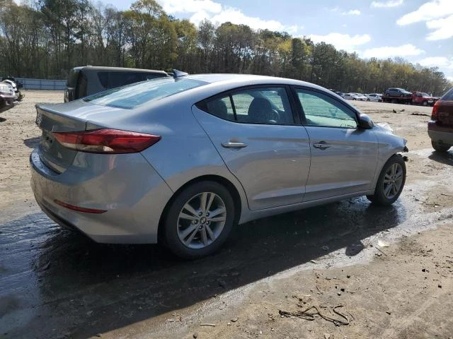 Photo 2 VIN: 5NPD84LF2HH137165 - HYUNDAI ELANTRA SE 