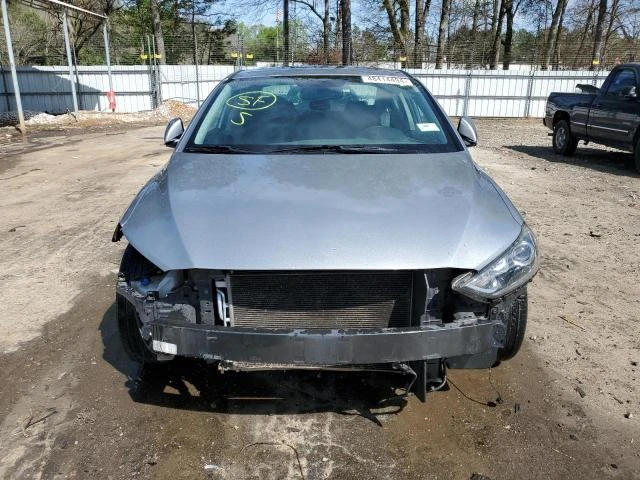 Photo 4 VIN: 5NPD84LF2HH137165 - HYUNDAI ELANTRA SE 