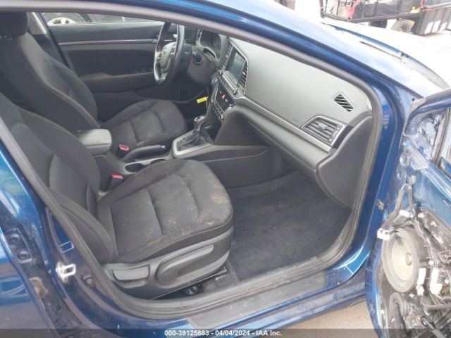 Photo 4 VIN: 5NPD84LF2HH160347 - HYUNDAI ELANTRA 