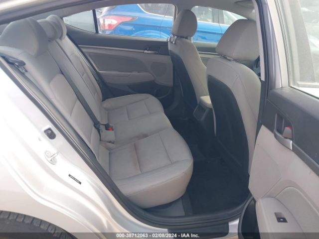 Photo 7 VIN: 5NPD84LF2HH160963 - HYUNDAI ELANTRA 