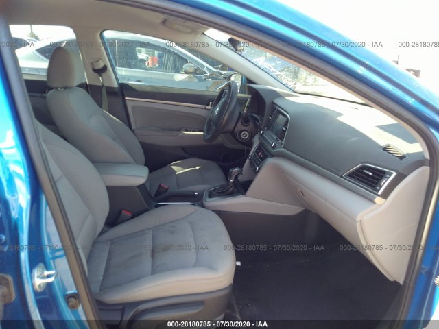 Photo 4 VIN: 5NPD84LF2HH177536 - HYUNDAI ELANTRA 