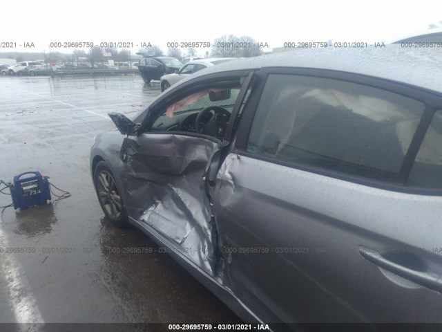 Photo 5 VIN: 5NPD84LF2HH183739 - HYUNDAI ELANTRA 