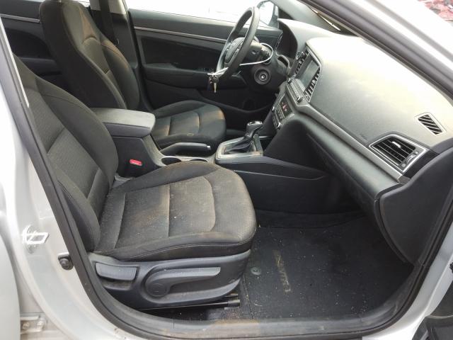 Photo 4 VIN: 5NPD84LF2JH214543 - HYUNDAI ELANTRA SE 