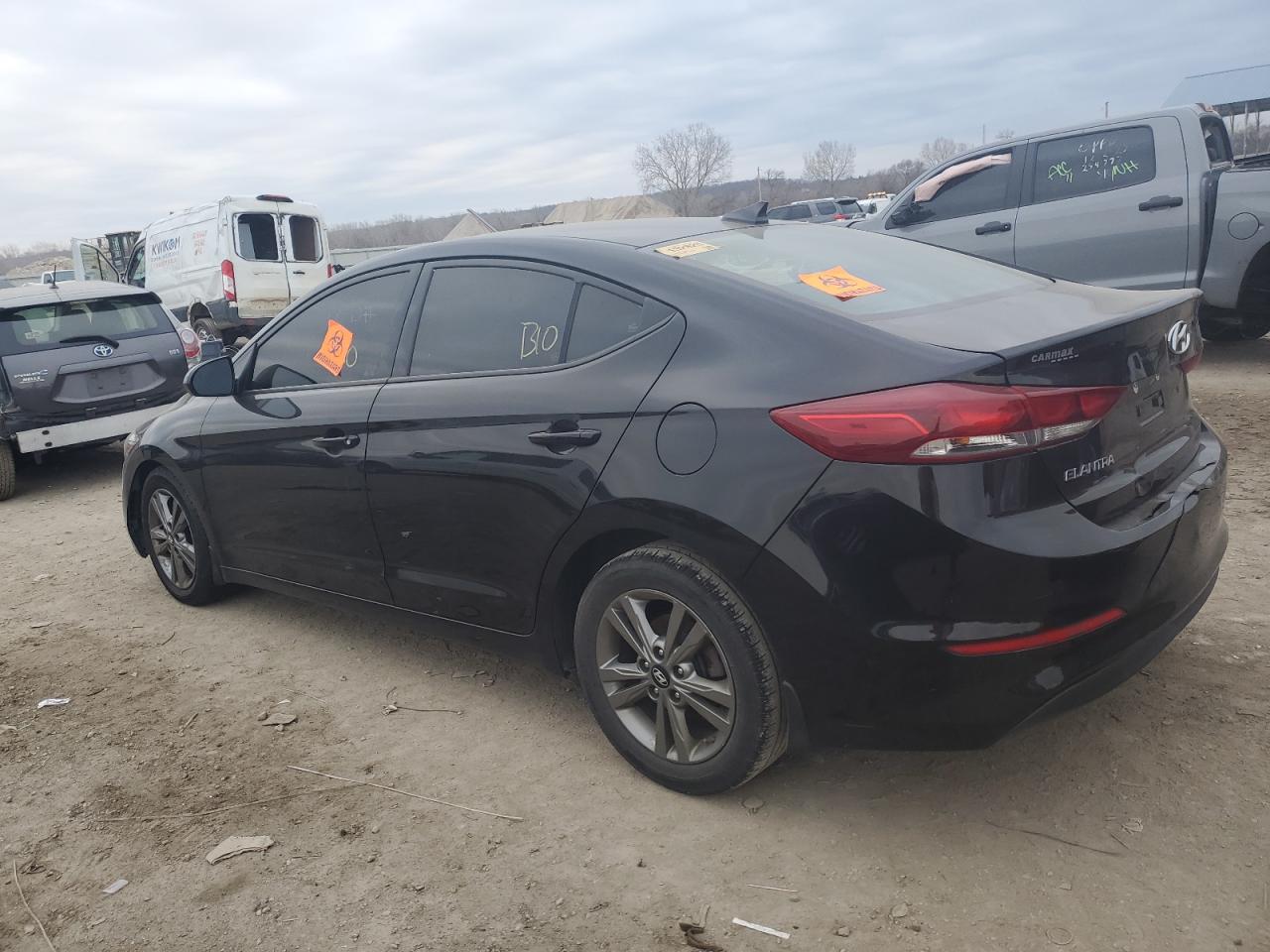 Photo 1 VIN: 5NPD84LF2JH220570 - HYUNDAI ELANTRA 