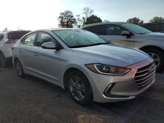 Photo 0 VIN: 5NPD84LF2JH235800 - HYUNDAI ELANTRA SE 