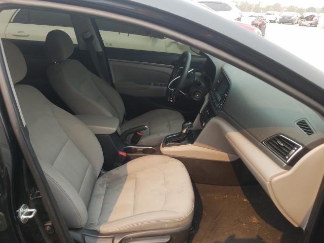 Photo 4 VIN: 5NPD84LF2JH239474 - HYUNDAI ELANTRA SE 