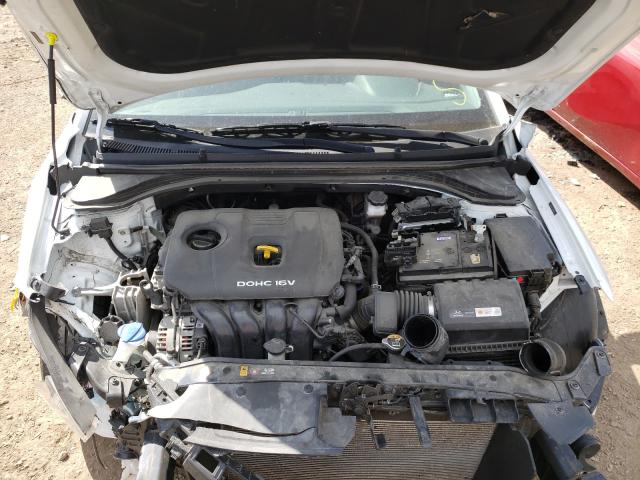 Photo 6 VIN: 5NPD84LF2JH240592 - HYUNDAI ELANTRA SE 