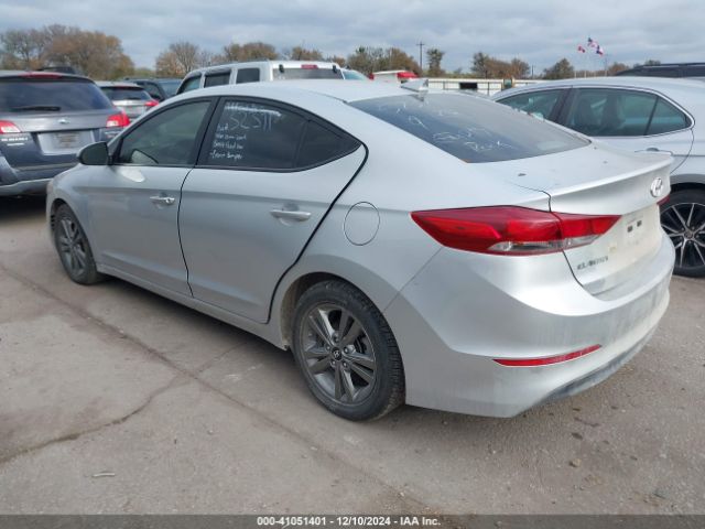 Photo 2 VIN: 5NPD84LF2JH252371 - HYUNDAI ELANTRA 