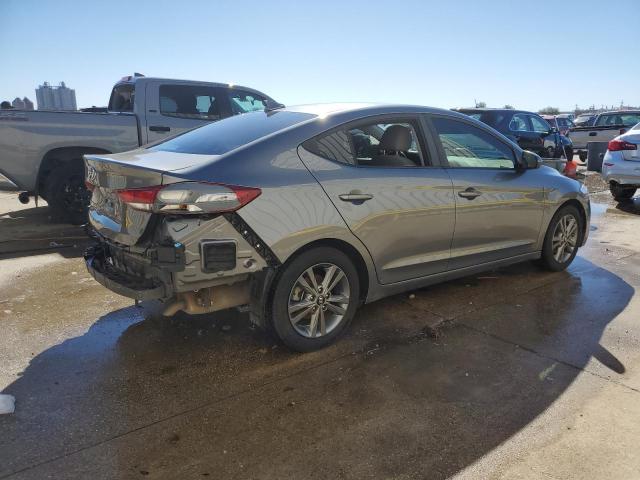 Photo 2 VIN: 5NPD84LF2JH256498 - HYUNDAI ELANTRA SE 