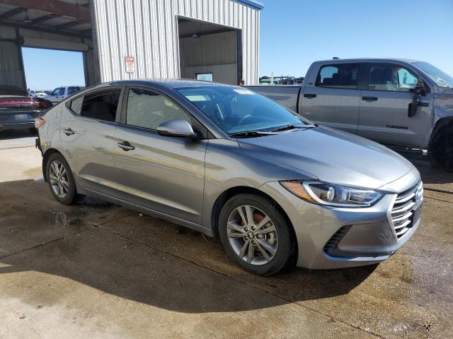 Photo 3 VIN: 5NPD84LF2JH256498 - HYUNDAI ELANTRA SE 