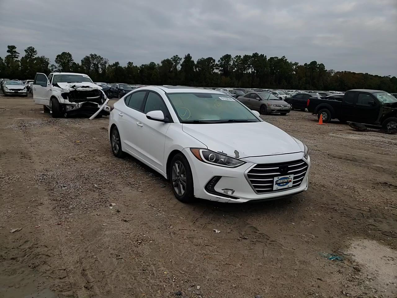 Photo 10 VIN: 5NPD84LF2JH258204 - HYUNDAI ELANTRA SE 