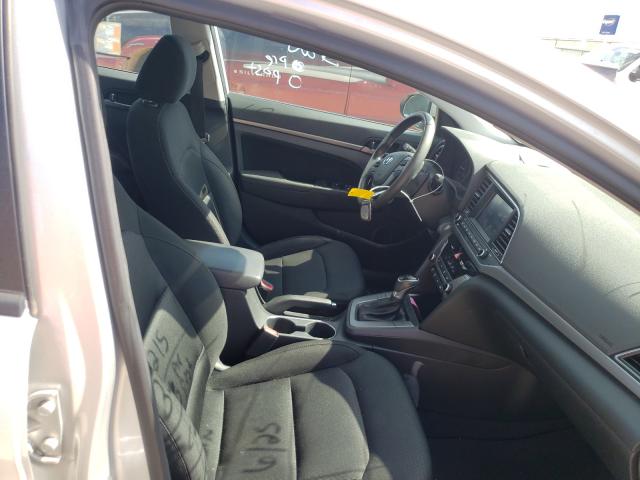 Photo 4 VIN: 5NPD84LF2JH263824 - HYUNDAI ELANTRA SE 