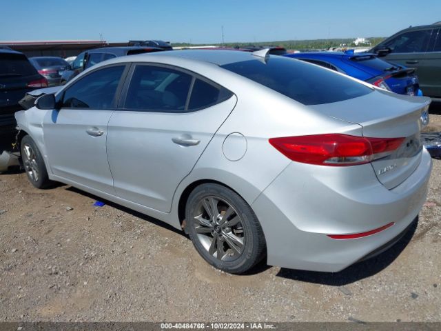 Photo 2 VIN: 5NPD84LF2JH264469 - HYUNDAI ELANTRA 