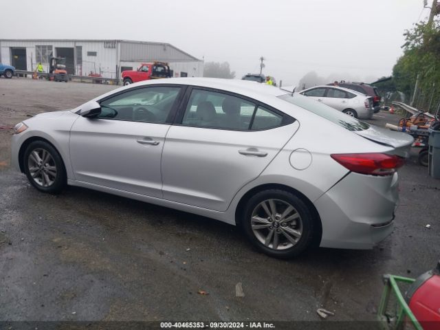 Photo 2 VIN: 5NPD84LF2JH270806 - HYUNDAI ELANTRA 